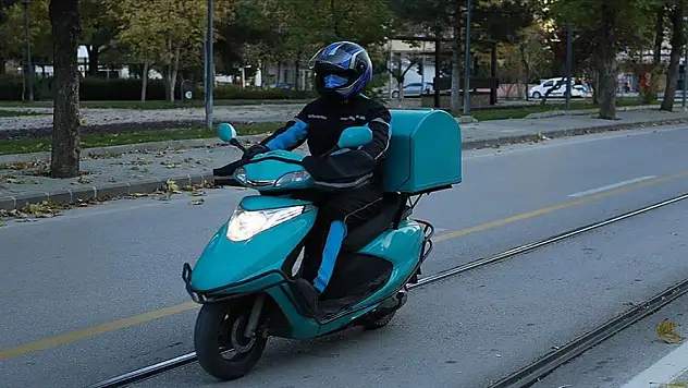 Bakan sayıyı açıkladı! Türkiye'de kaç motokurye var?