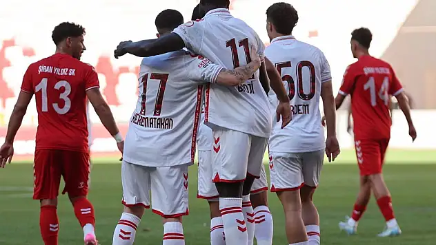 Sivasspor, Şiran Yıldız Spor'u 2-1 mağlup ederek bir üst tura yükseldi