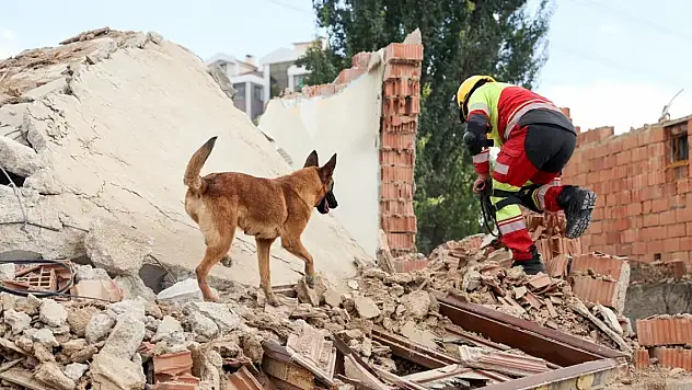 Konya'da 5,9 büyüklüğünde deprem tatbikatı yapıldı