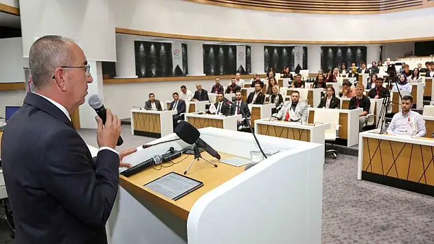 Meram Belediye Başkanı Mustafa Kavuş'tan gençlere müjde