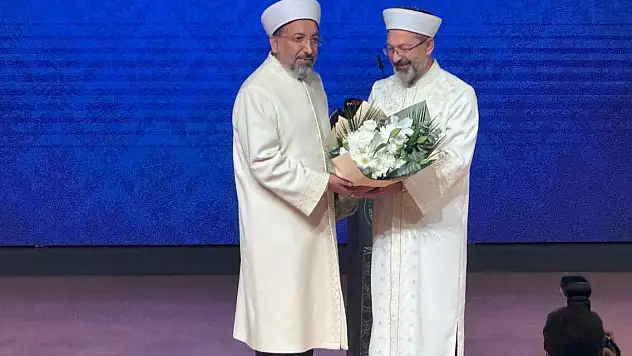 Diyanet İşleri Başkanı Arpaguş, görevi Erbaş'tan devraldı