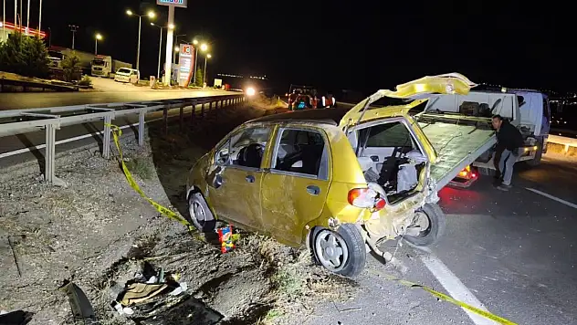Bariyerlere çarpan otomobil takla attı, araçta bulunan kadın öldü