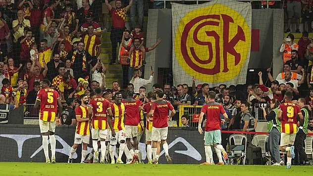 Süper Lig'de yoluna namağlup devam eden Göztepe'den 56 yıl sonra bir ilk