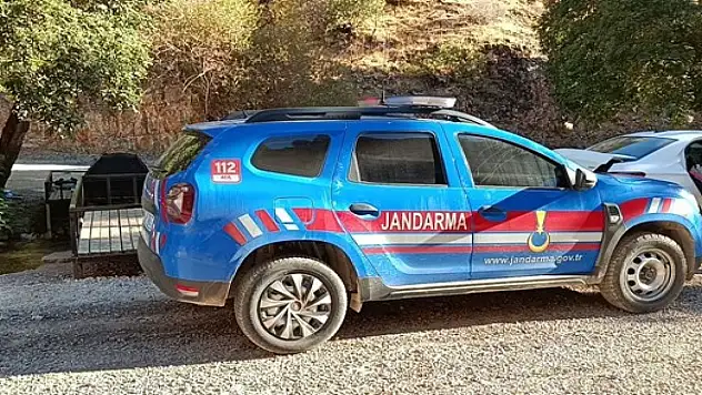 26 yaşındaki genç serinlemek için girdiği derede boğuldu