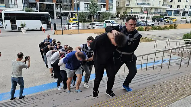 Şehit ailesini dolandırdılar