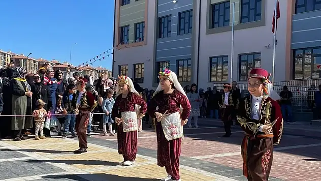 Yeni eğitim yılı Ardıçlı'da coşkuyla başladı