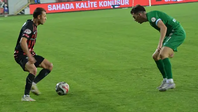 Konyaspor'un eski oyuncuları galibiyete yetmedi!