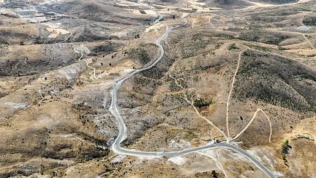 Selçuklu Belediyesi ulaşımı rahatlattı! O yol artık daha güvenli