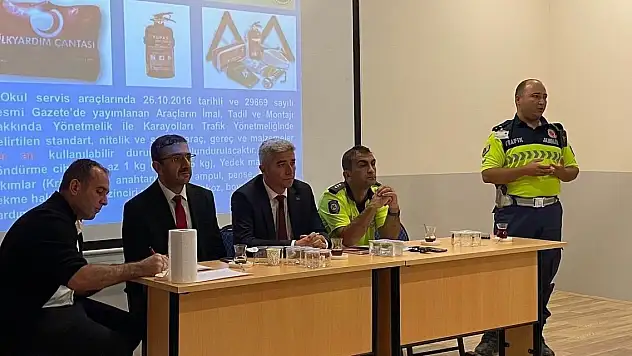 Karapınar'da taşımalı eğitim şoförleri bilgilendirildi