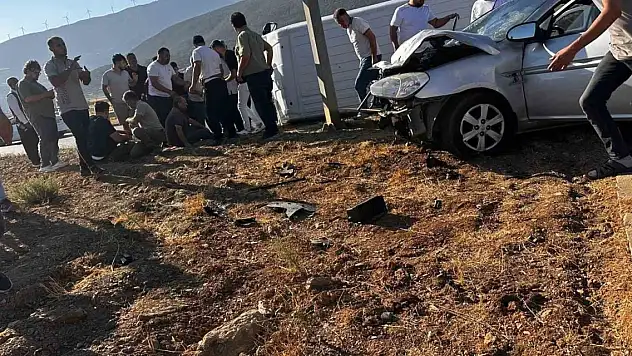 Otomobil ile minibüs çarpıştı: 5 yaralı