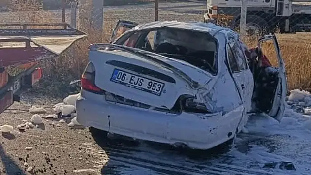 Konya'da otomobil devrildi, 5 kişi yaralandı