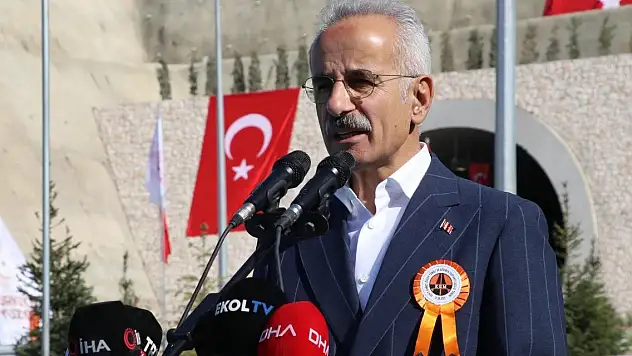 Bakan Uraloğlu: Türkiye'nin dört bir yanını yüksek standartlı yollarla donattık