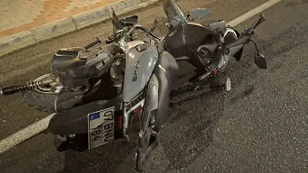 Motosikletli hayatını kaybetti