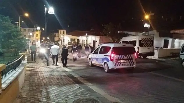 Yürürken sırtından vuruldu, hastanede yaşam mücadelesi veriyor