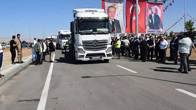 Bakan Şimşek'ten tüm kenti sevindiren haber: Bu gidişle büyükşehir olacak