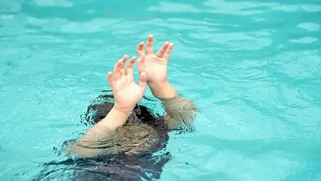 11 yaşındaki çocuk havuzda boğuldu