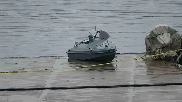 Menşei belirsiz bir insansız deniz aracı bulundu