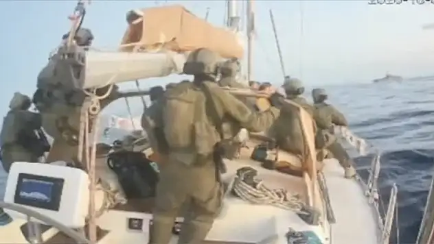 İsrail'in Küresel Sumud Filosu'na saldırısı sürüyor