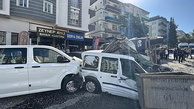 Kamyon tam 15 araca çarptı!