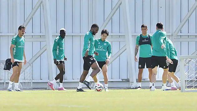 Konyaspor Kasımpaşa deplasmanına hazır