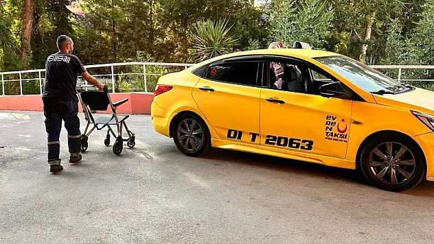 'Yesen' bebek takside doğdu