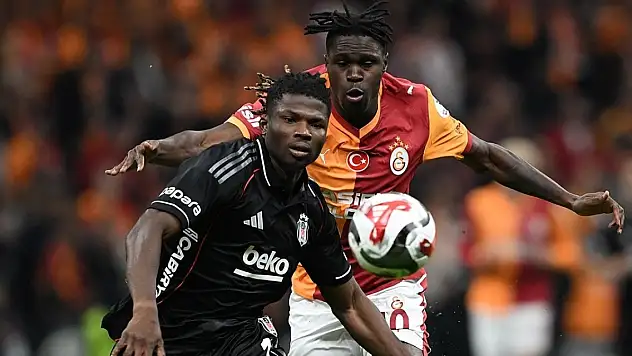 Galatasaray'a Wilfried Singo'dan kötü haber! Bu maçları kaçıracak