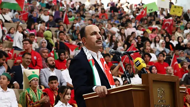 Başkan Altay öğrencilere seslendi: Zalimin karşısında olacağınıza inancım tamdır