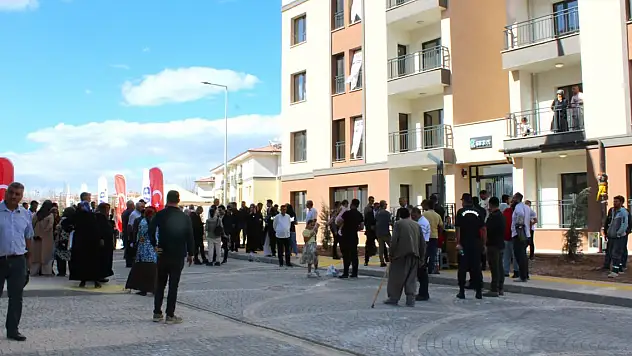 Malatya'da 1130 depremzede daha yuvasına kavuştu