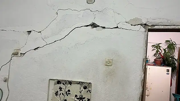 Kütahya'da 4,9 büyüklüğünde deprem