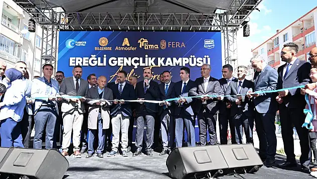 Konya'daki en büyük gençlik kompleksi hizmete açıldı