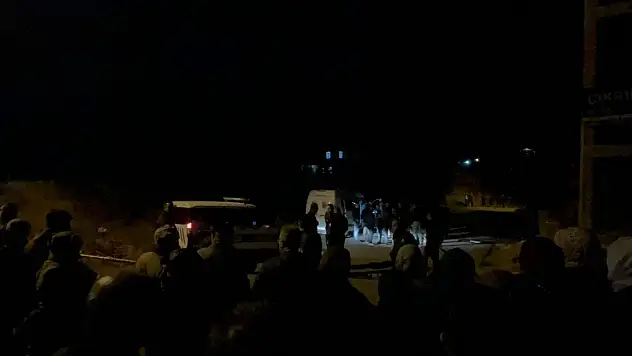 Karı-kocayı evlerinin önünde av tüfeğiyle öldüren şüpheliyi at izi ele verdi