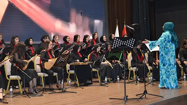 Konya'da 'Seslerin Uyumuyla Gönüllere Dokunuyor' müzik dinletisi yapıldı
