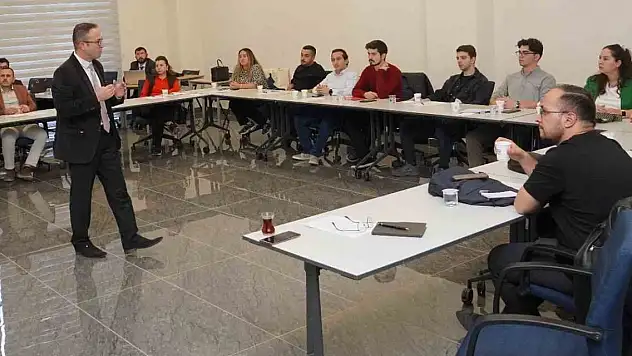 Konya'daki firmalara yapay zeka eğitimi