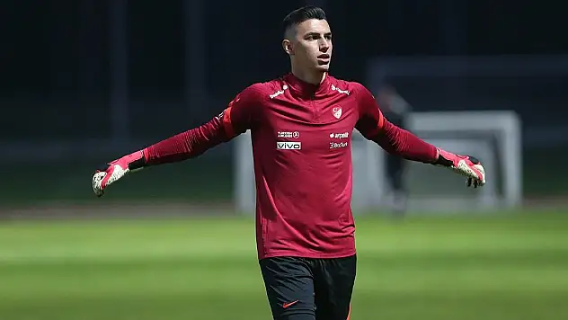 TFF: Berke Özer milli takım kampını izinsiz terk etti