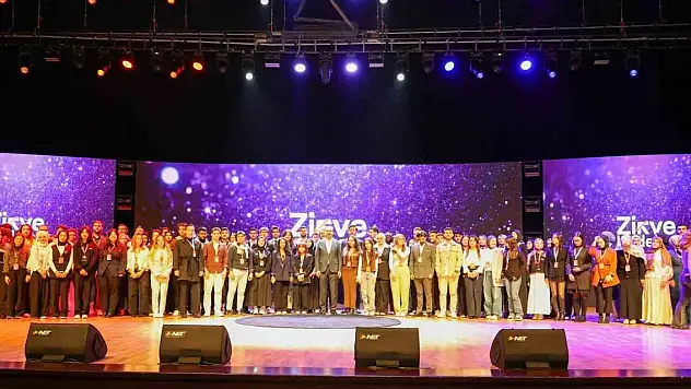 Konya'da 'Kademe Kariyer Zirvesi' yapıldı