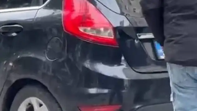 8 yaşındaki çocuk otomobilin altında kaldı