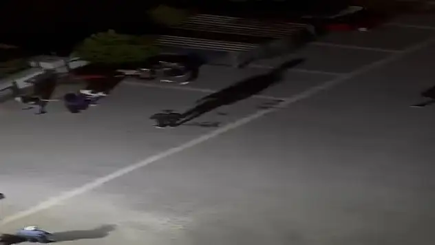 Komşular iki aile arasında tekmeli yumruklu kavga