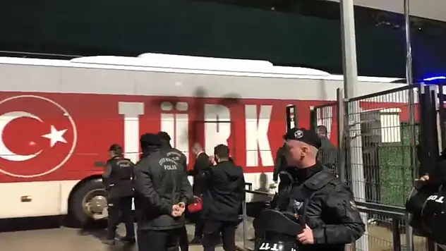 Türkiye ve Gürcistan milli takımları stada ulaştı