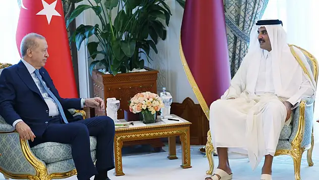 Cumhurbaşkanı Erdoğan, Katar'da... 4 anlaşma imzalandı