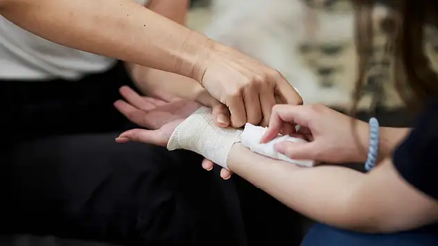 Bilimsel olmayan ilk yardım uygulamaları, hayati risk taşıyor