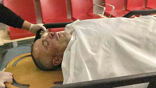 Kılıçaslan Parkı'nda 8 yerinden bıçaklanan adam ağır yaralandı