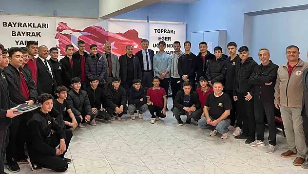 Beyşehir'de sanayiye ara elaman yetiştiren liseye yeni atölye ve laboratuvar