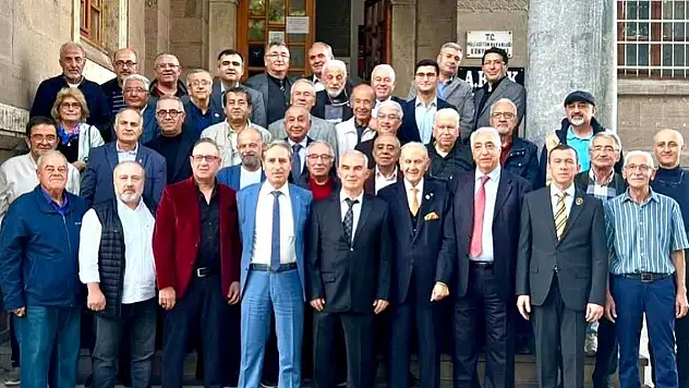 Konya Lisesi Mezunları ve Mensupları Derneği yeni başkanını seçti