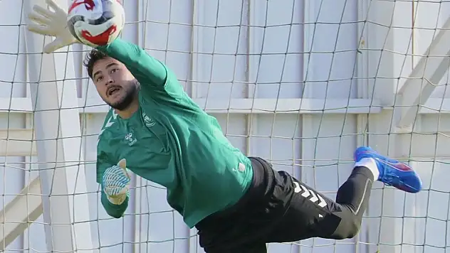 Konyaspor'un kalecilerinden galibiyet mesajı