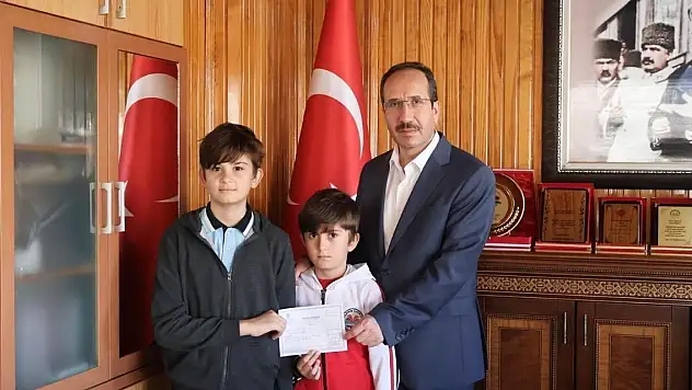 Konyalı kardeşlerden anlamlı ve duygu yüklü bağış