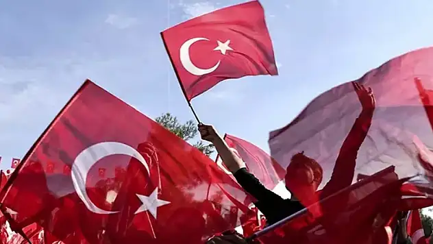 Konyalı siyasilerden Cumhuriyet Bayramı mesajı