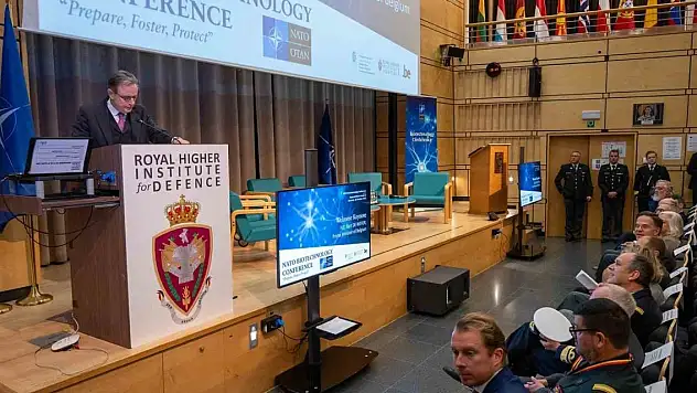 NATO, ilk biyoteknoloji konferansını gerçekleştirdi: 'Tarihi bir toplantı'