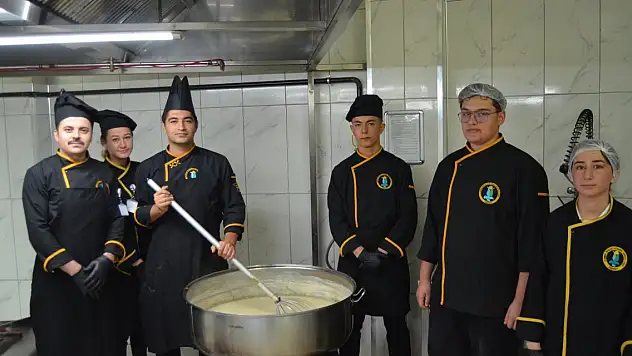 Yemek firması gibi okul 9 ayda 40 milyon lira ciro yaptılar