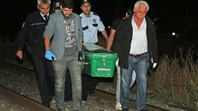 Yolcu treninin çarptığı kişi öldü