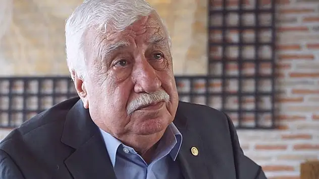 Oyuncu Ahmet Gülhan hayatını kaybetti